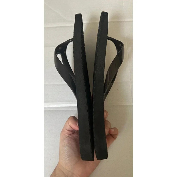 MK Michael Kors Brown flip flops Sandals womens Size 10 - Picture 2 of 4